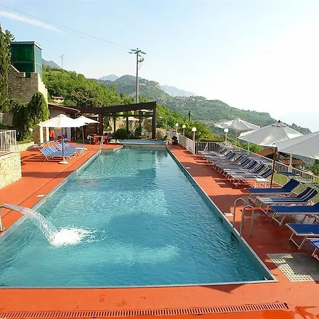 Piccola Italia 4* Tremosine