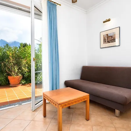 Piccola Italia Aparthotel 4*