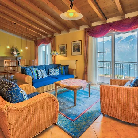 Piccola Italia Aparthotel