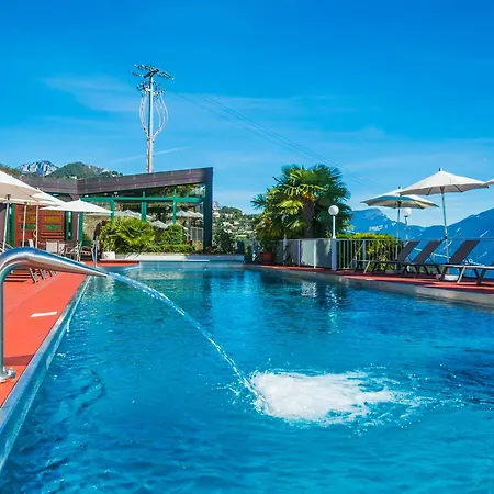 Piccola Italia Aparthotel 4*