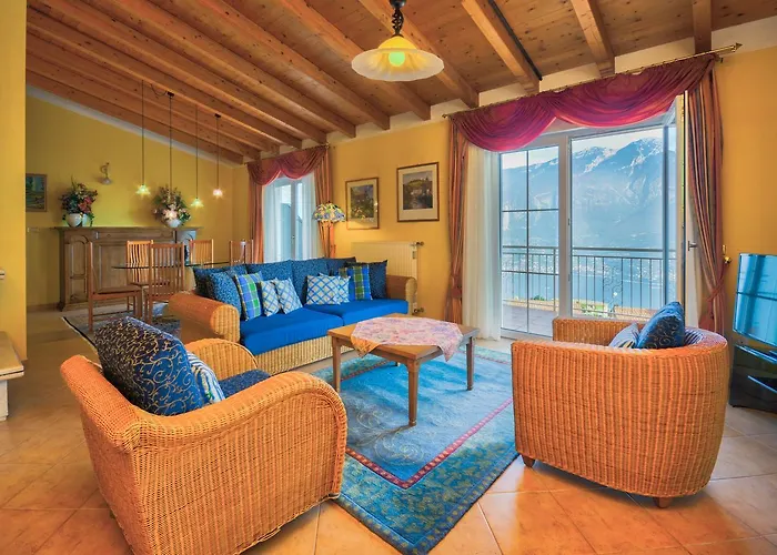 Piccola Italia アパートホテル