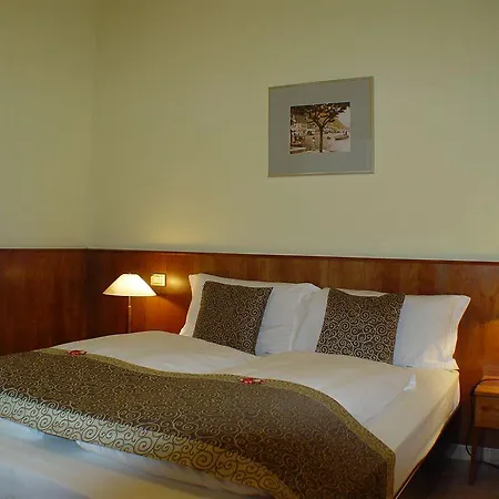 Aparthotel Piccola Italia Tremosine