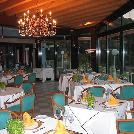 Piccola Italia Aparthotel