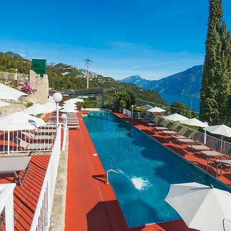 Aparthotel Piccola Italia Tremosine