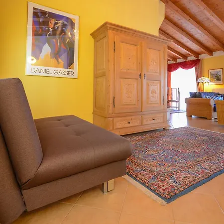 Piccola Italia Aparthotel 4*