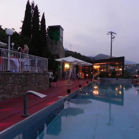 Aparthotel Piccola Italia 4*